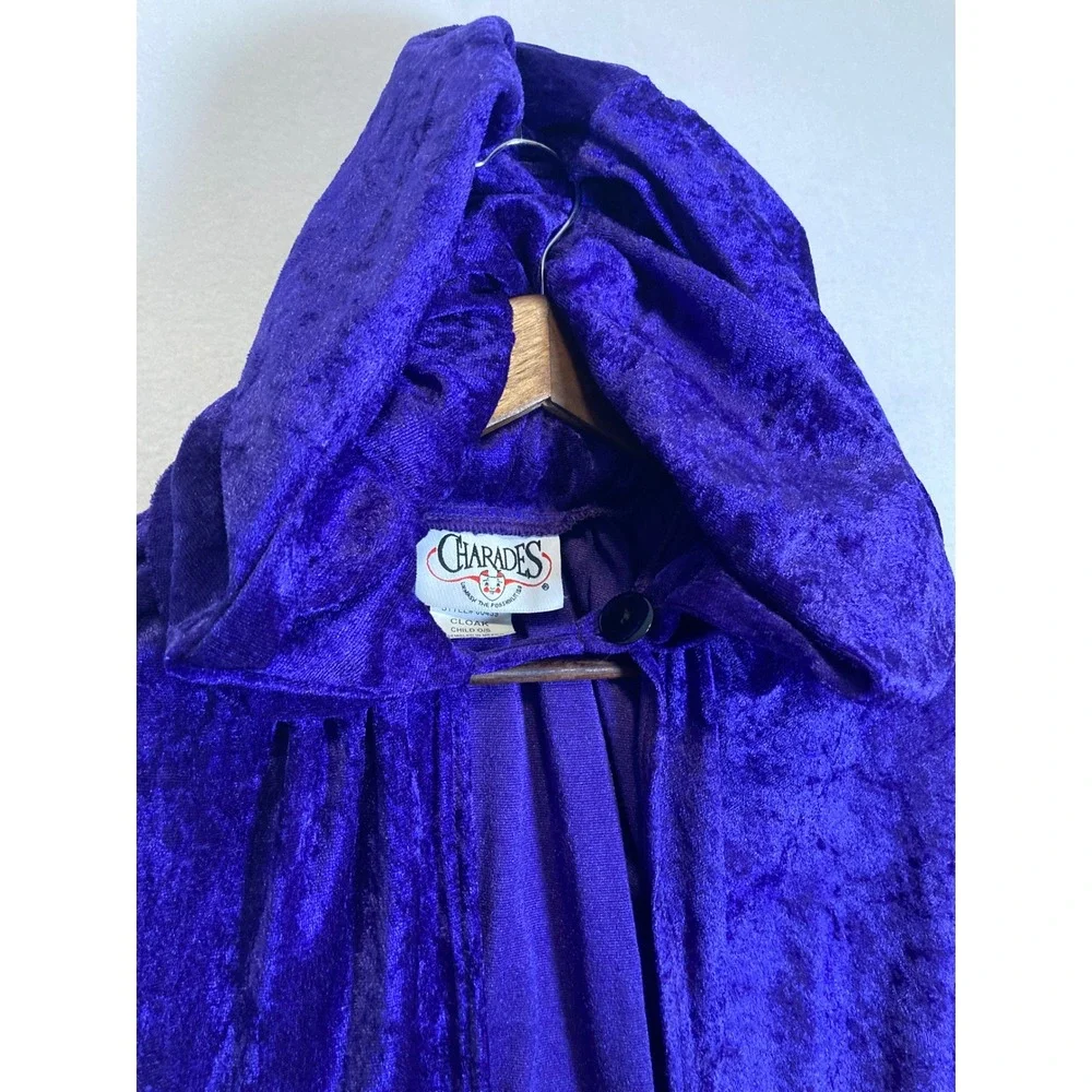 Medieval Charades Child O/S Purple Crushed Velvet Hooded‎ Cloak Cape 00439
